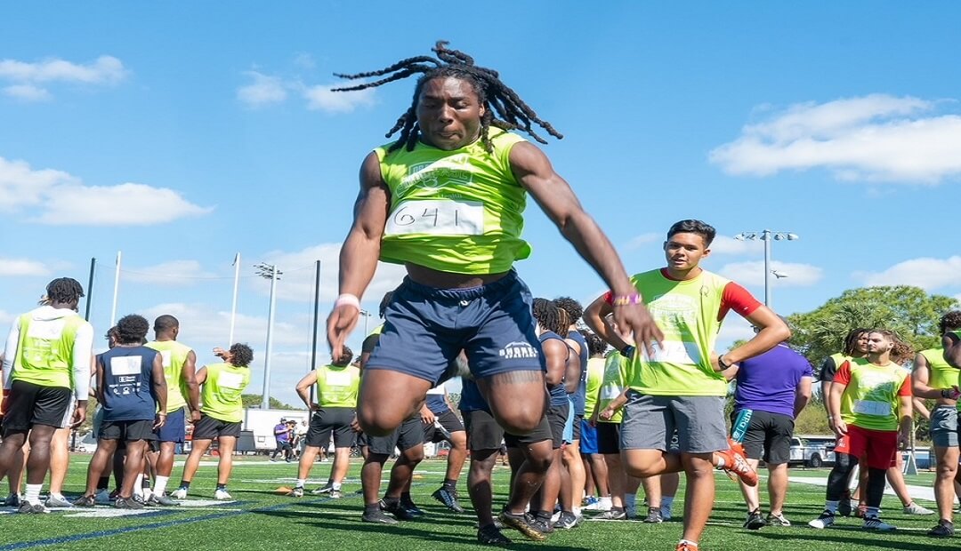 Florida Coaches, Players Take Advantage of the Orange Bowl Football Showcase 