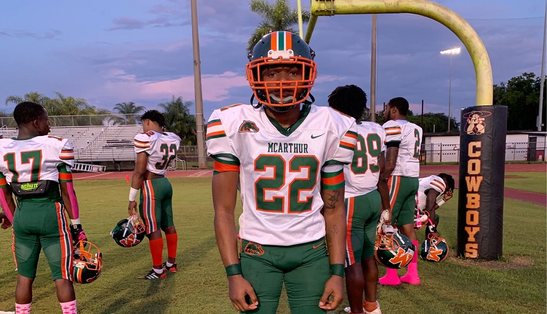 Angelo Ponds Gives Miami Carol City A Force In The Defensive Secondary