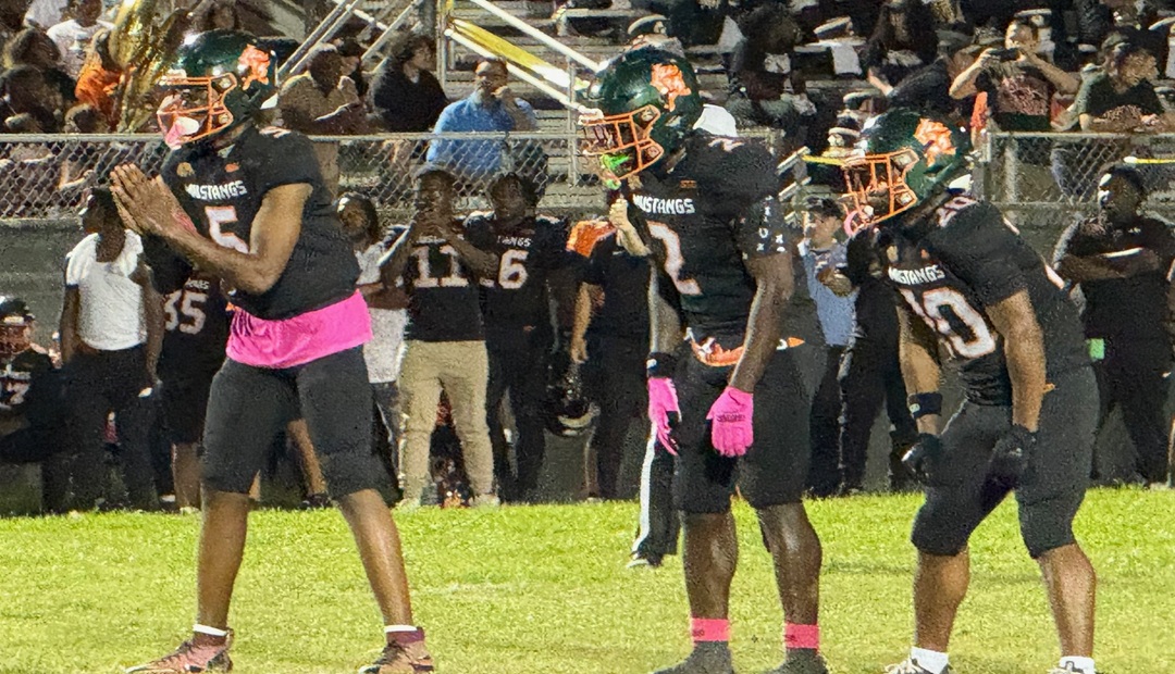 McArthur Defeats South Plantation 55-0 For Fifth Straight Victory